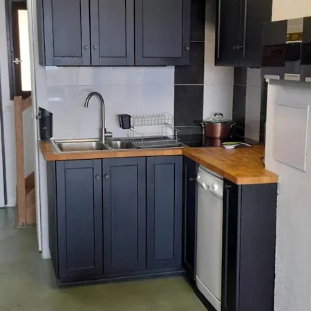 Plages Du Midi Climatises Bord De De 1 A 6 Pers, 2 Piscines, Parking Privatif Inclus