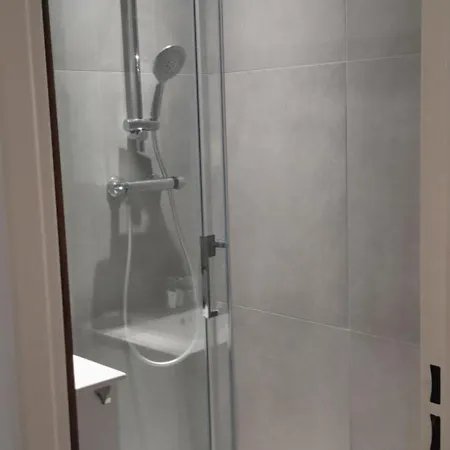 Plages Du Midi Climatises Bord De De 1 A 6 Pers, 2 Piscines, Parking Privatif Inclus Daire *