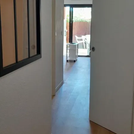 Plages Du Midi Climatises Bord De De 1 A 6 Pers, 2 Piscines, Parking Privatif Inclus *