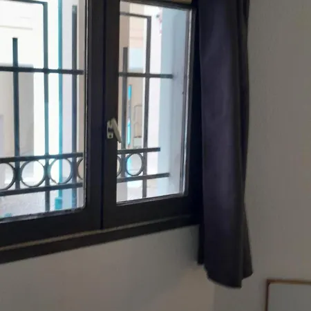 Daire Plages Du Midi Climatises Bord De De 1 A 6 Pers, 2 Piscines, Parking Privatif Inclus *