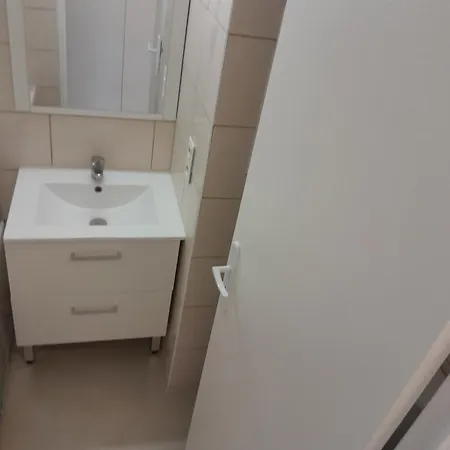 Daire Plages Du Midi Climatises Bord De De 1 A 6 Pers, 2 Piscines, Parking Privatif Inclus